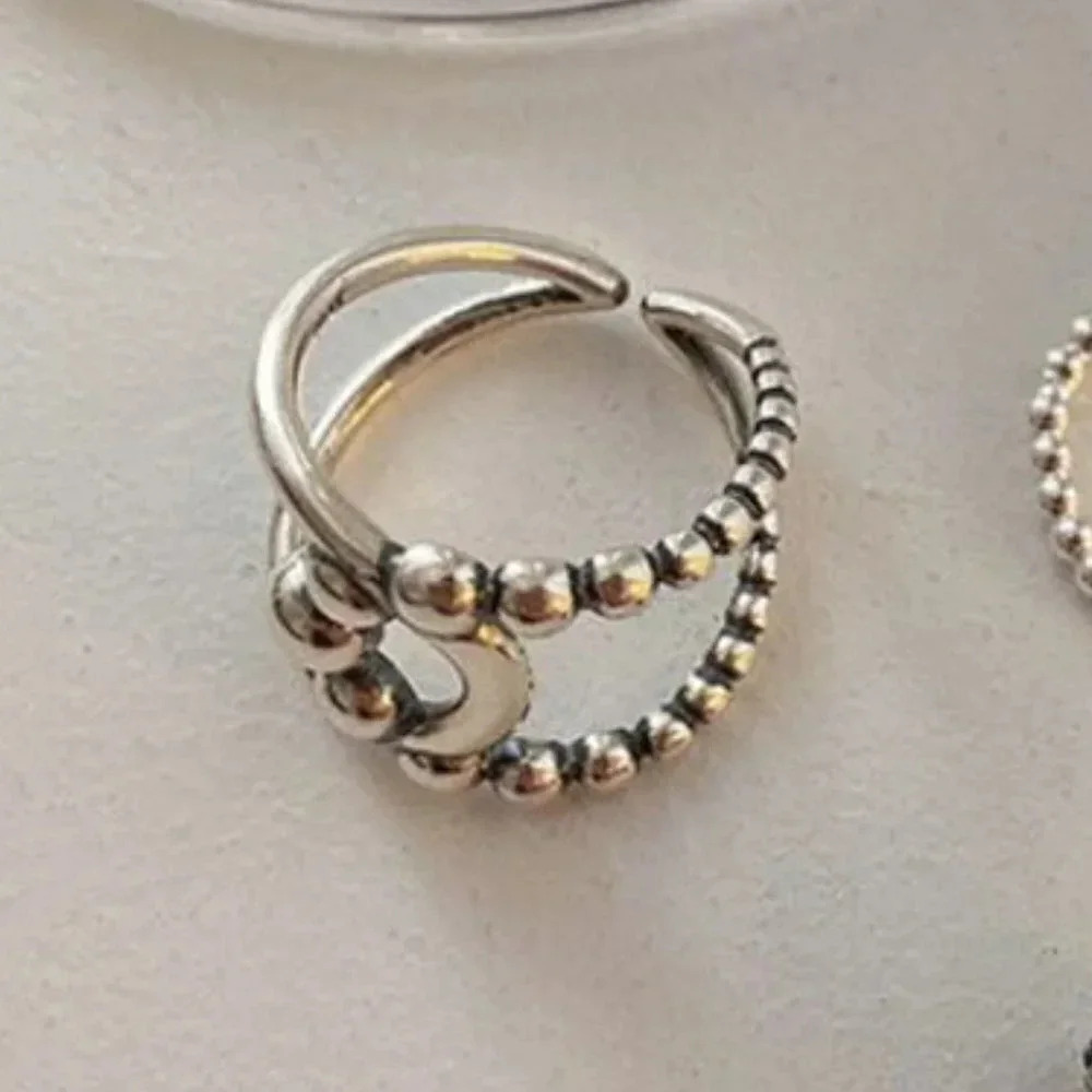 Minimalist 925 Sterling Silver Twist Geometric Ring - Picture 3 of 6